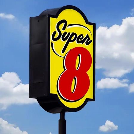 Super 8 By Wyndham Fort Worth Entertainment District Εξωτερικό φωτογραφία