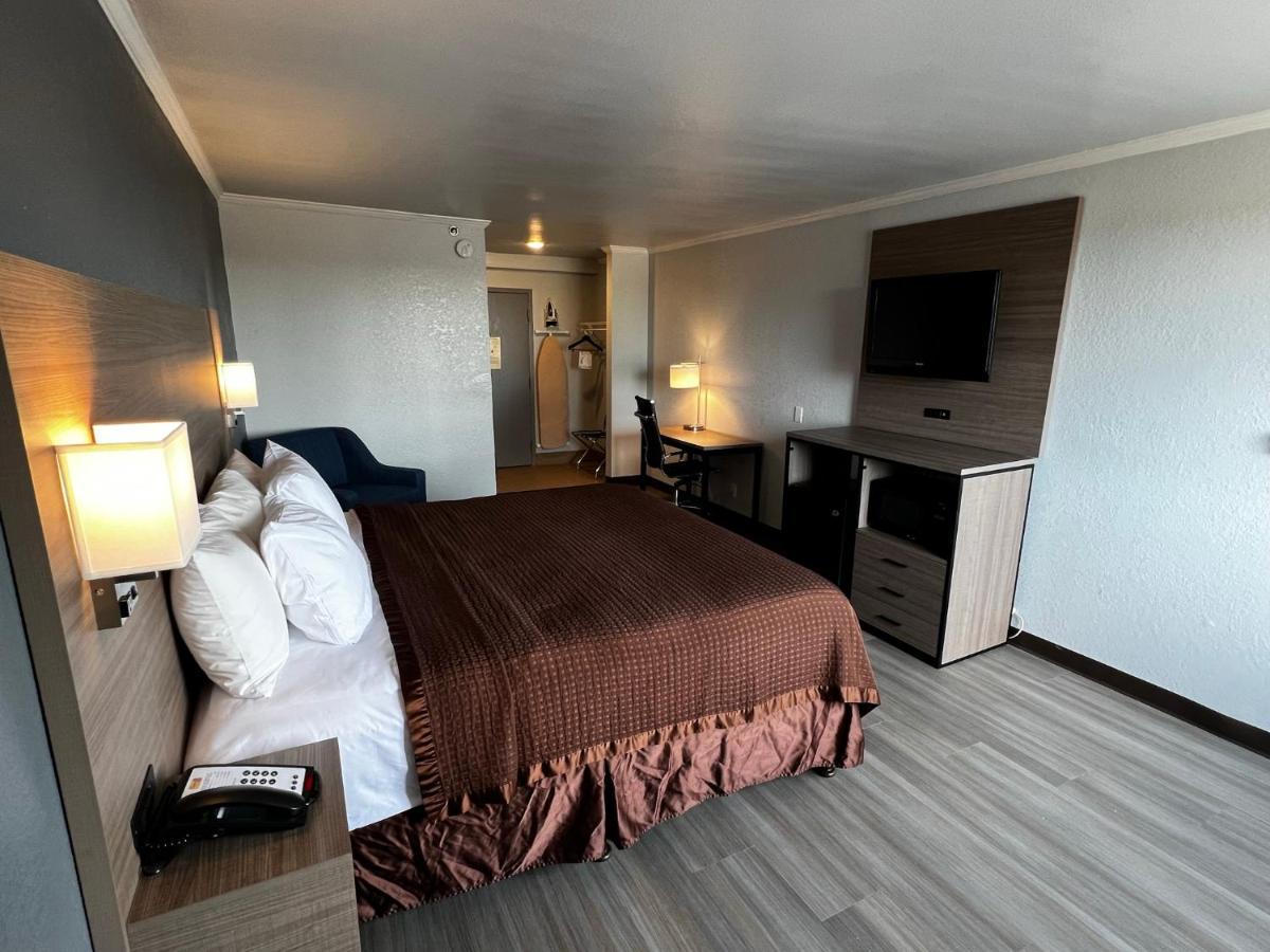Super 8 By Wyndham Fort Worth Entertainment District Εξωτερικό φωτογραφία