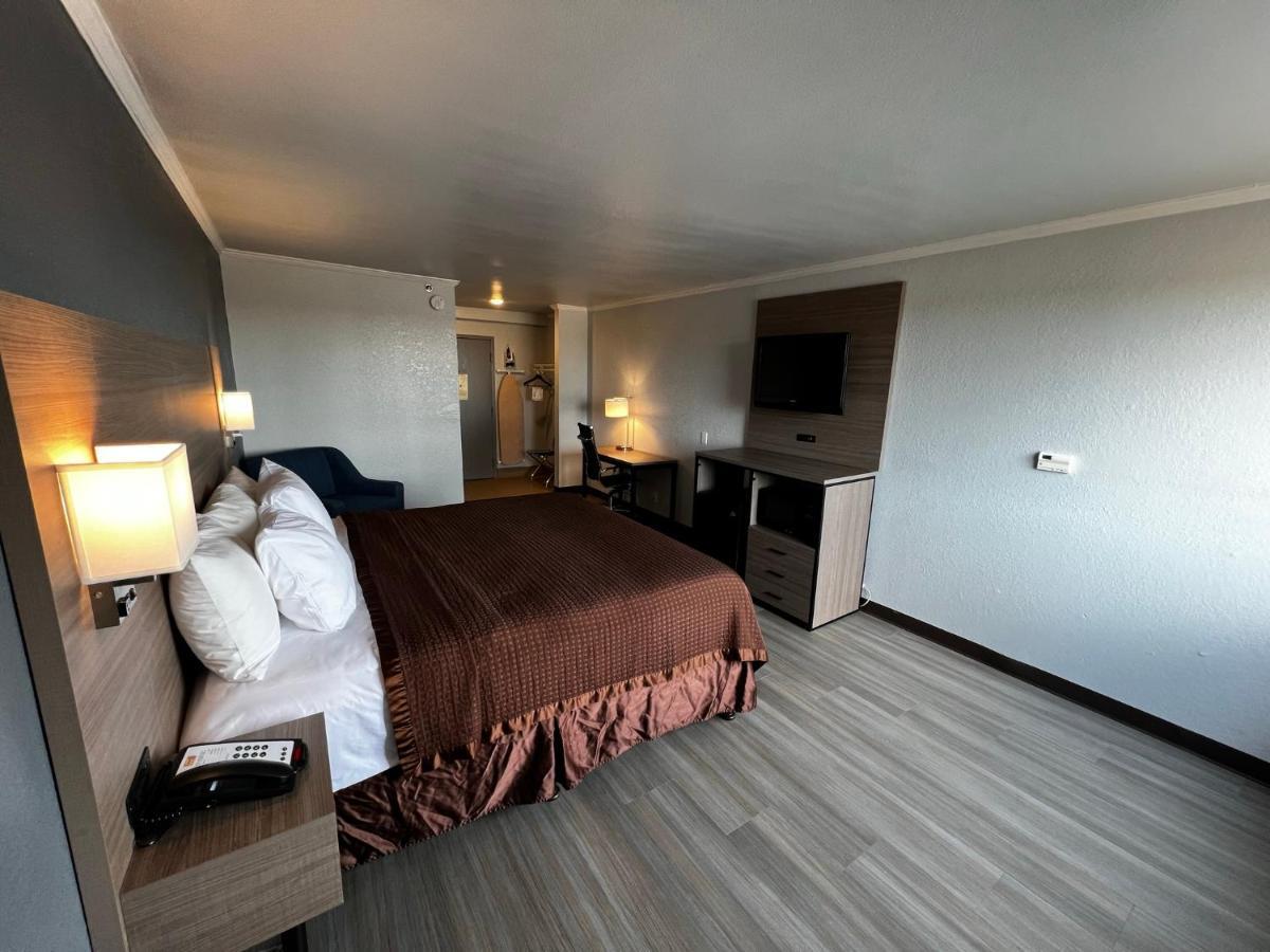 Super 8 By Wyndham Fort Worth Entertainment District Εξωτερικό φωτογραφία